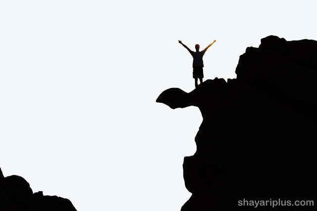 You are currently viewing inspirational shayari in hindi इंस्पिरेशनल शायरी हिंदी में